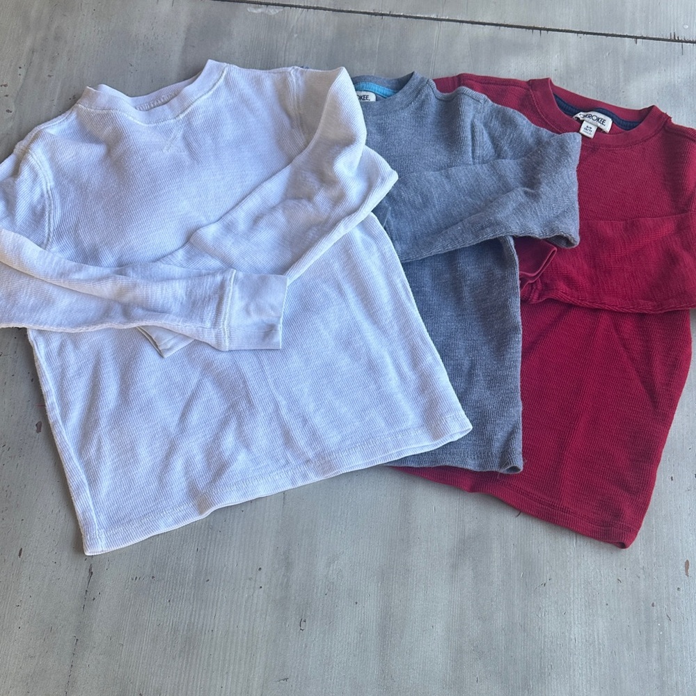 3 Cherokee long sleeve thermal tops